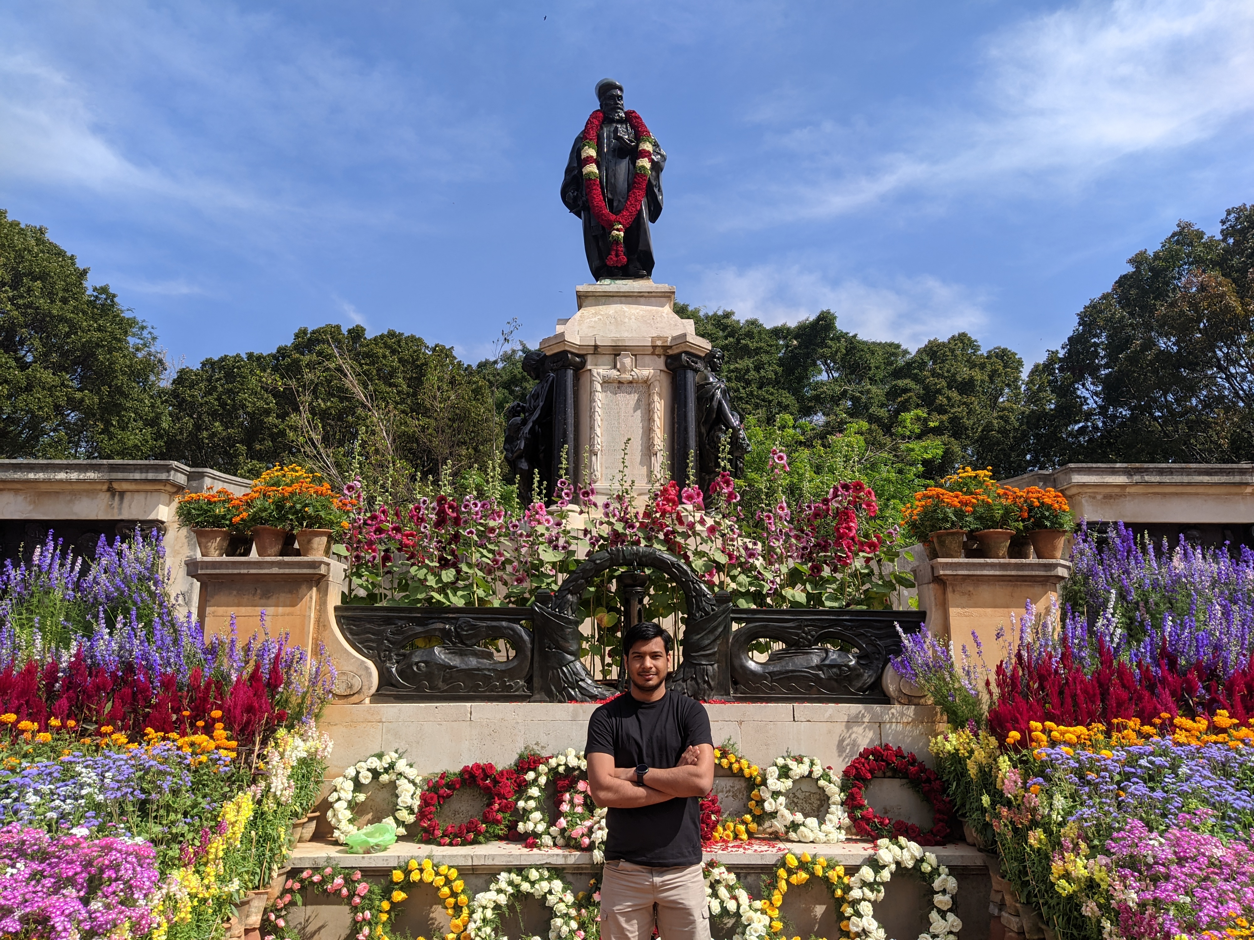 JN TATA Statue IISc